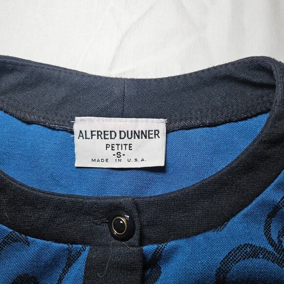 VTG Alfred Dunner Cardigan Women Petite Small Blue Scroll Print Button Front USA - Picture 4 of 8